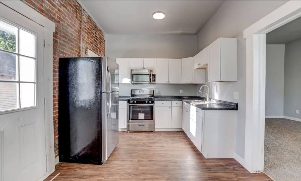Apartment for rent at 322 S Park St, Sapulpa, OK 74066