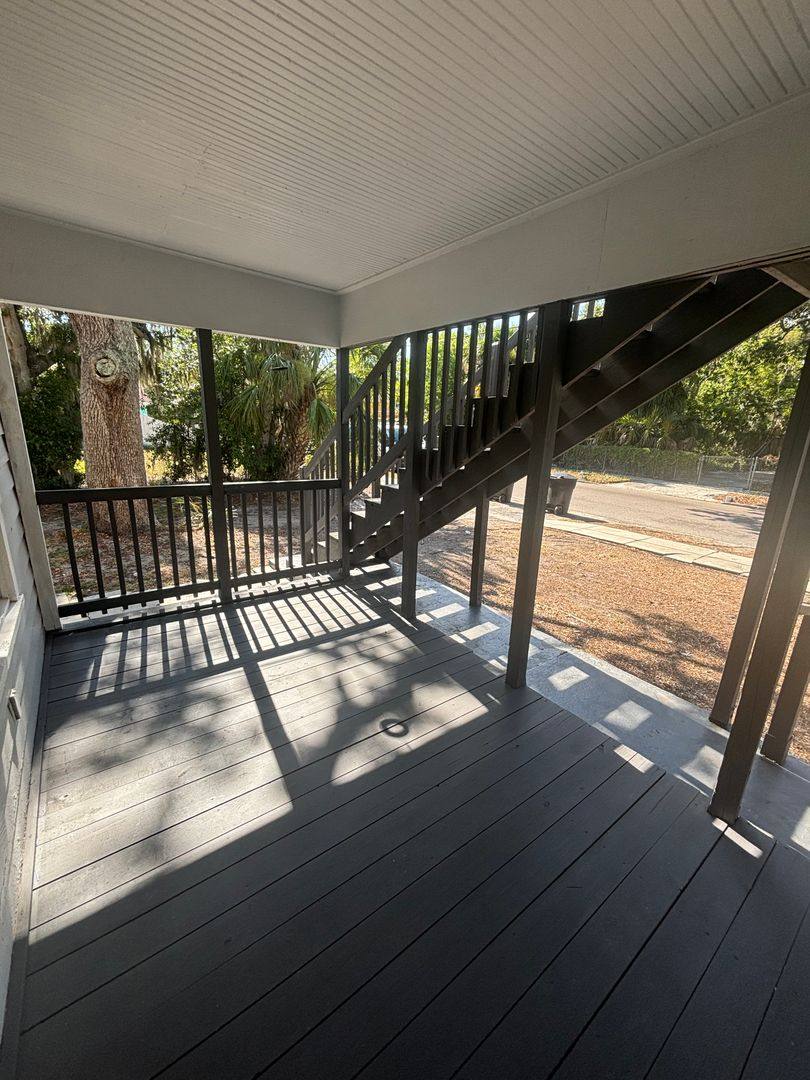 Apartment for rent at 726 35th Ave S, Saint Petersburg, FL 33705
