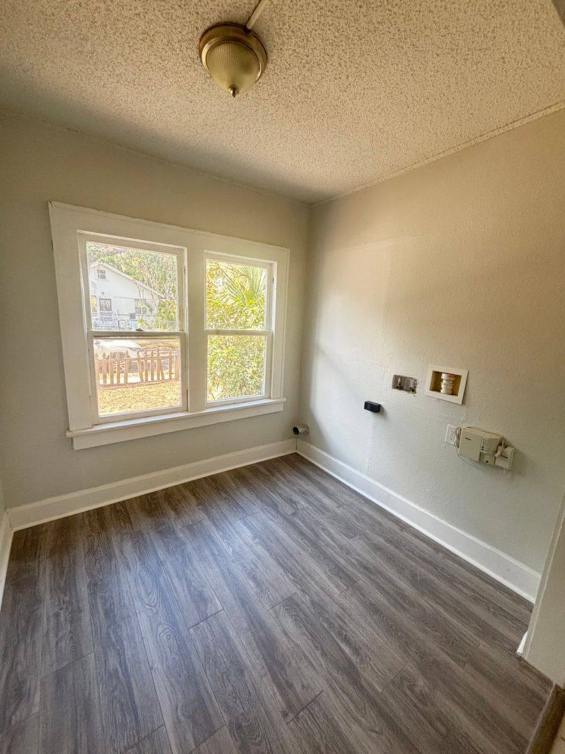 Apartment for rent at 726 35th Ave S, Saint Petersburg, FL 33705