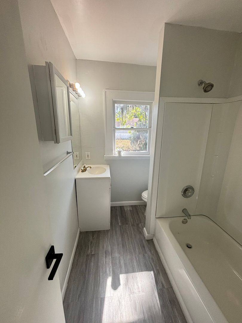 Apartment for rent at 726 35th Ave S, Saint Petersburg, FL 33705