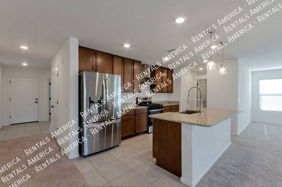 House for rent at 9221 N Peridot Vista Ave, Tucson, AZ 85742