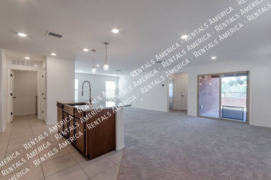 House for rent at 9221 N Peridot Vista Ave, Tucson, AZ 85742