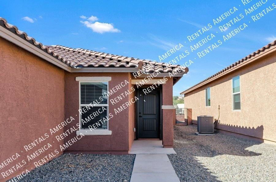 House for rent at 9221 N Peridot Vista Ave, Tucson, AZ 85742