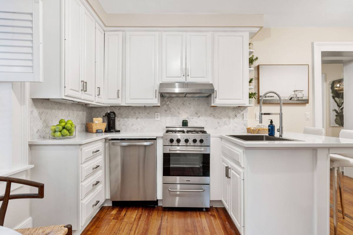 Apartment for rent at 28 Chapel St #2, Charleston, SC 29403