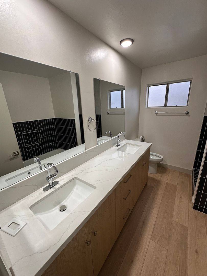 Apartment for rent at 1342 N Fuller Ave, Los Angeles, CA 90046