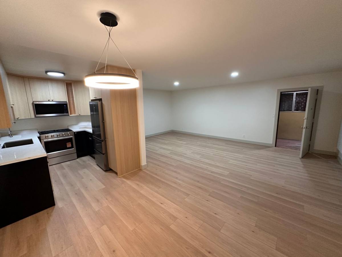 Apartment for rent at 1342 N Fuller Ave, Los Angeles, CA 90046