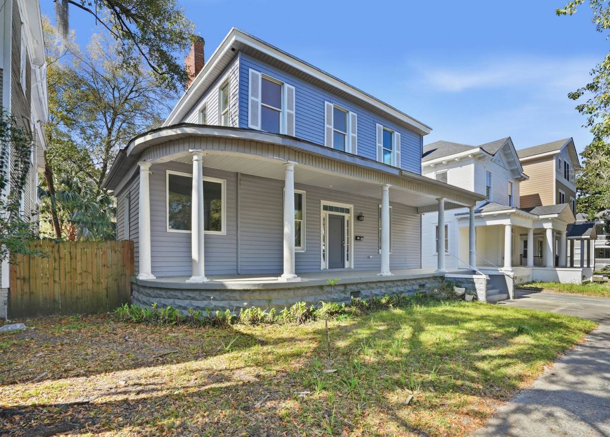 House for rent at 809 E Henry St, Savannah, GA 31401