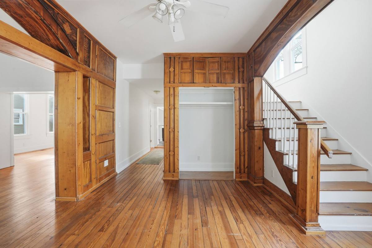 House for rent at 809 E Henry St, Savannah, GA 31401