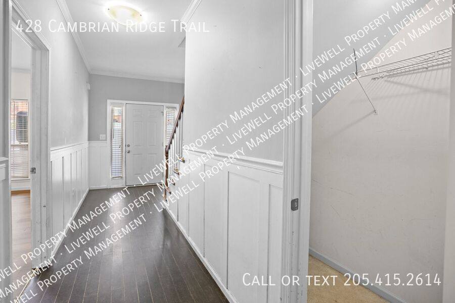 Townhouse for rent at 428 Cambrian Ridge Trail, Pelham, AL 35124