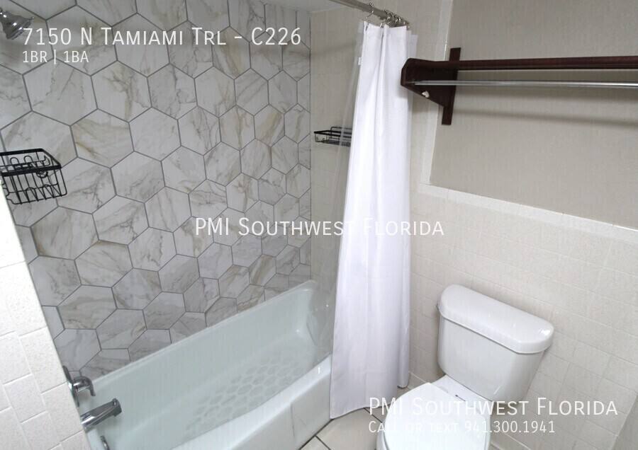Apartment for rent at 7150 N Tamiami Trail #C226, Sarasota, FL 34243