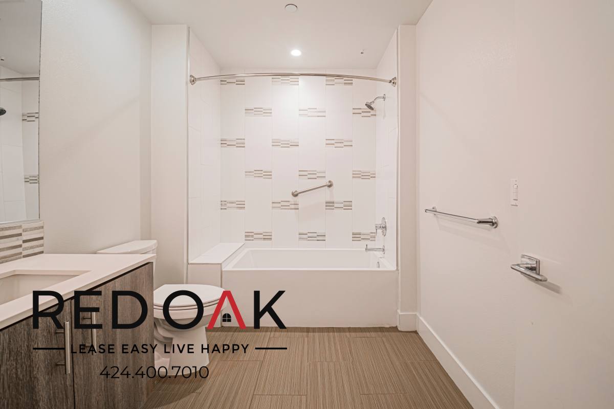 Condo for rent at 1331 W 7th St #505, Los Angeles, CA 90017