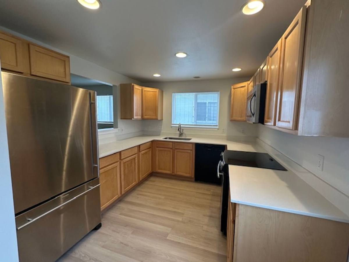 House for rent at 8811 4th Ave S, Seattle, WA 98108
