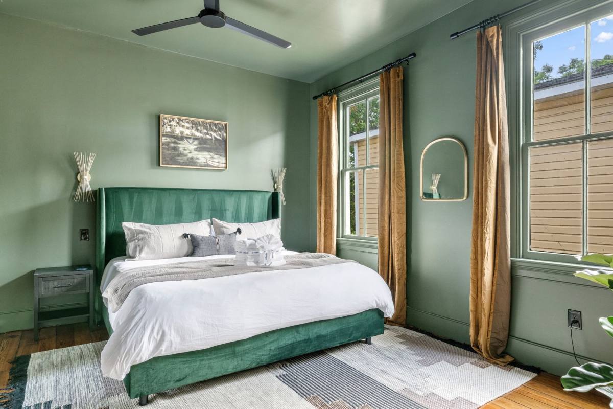 Apartment for rent at 744 Rutledge Ave #B, Charleston, SC 29403