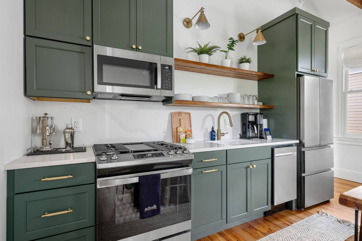 Apartment for rent at 744 Rutledge Ave #B, Charleston, SC 29403
