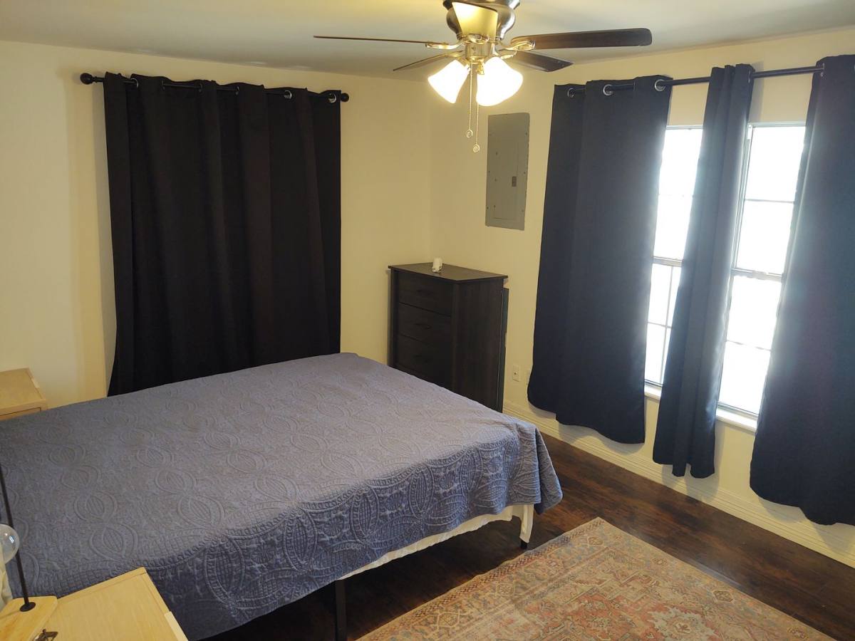 House for rent at 235 N Hidalgo Ave, New Braunfels, TX 78130