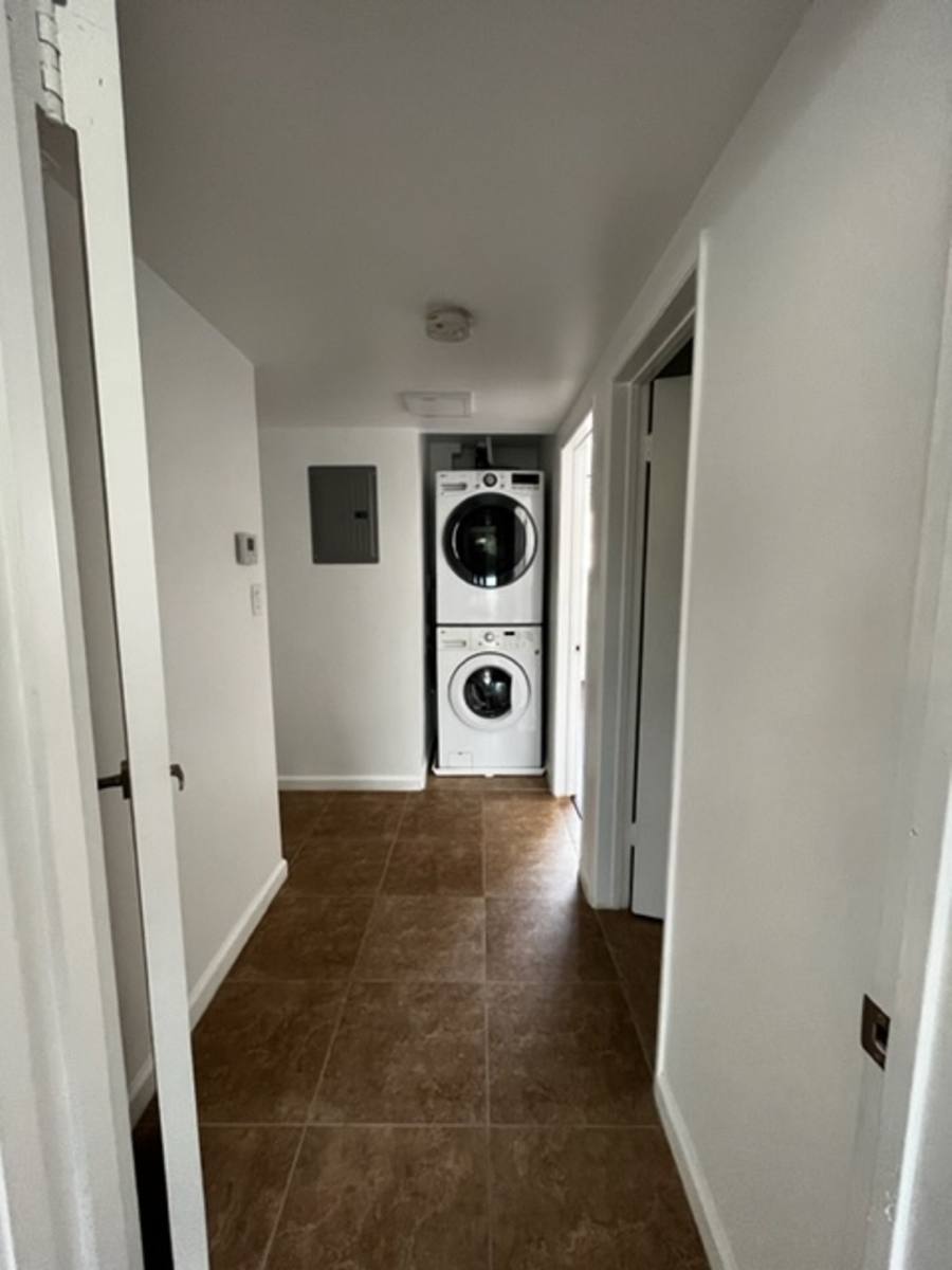 Apartment for rent at 1380 W 9th St, San Pedro, CA 90731