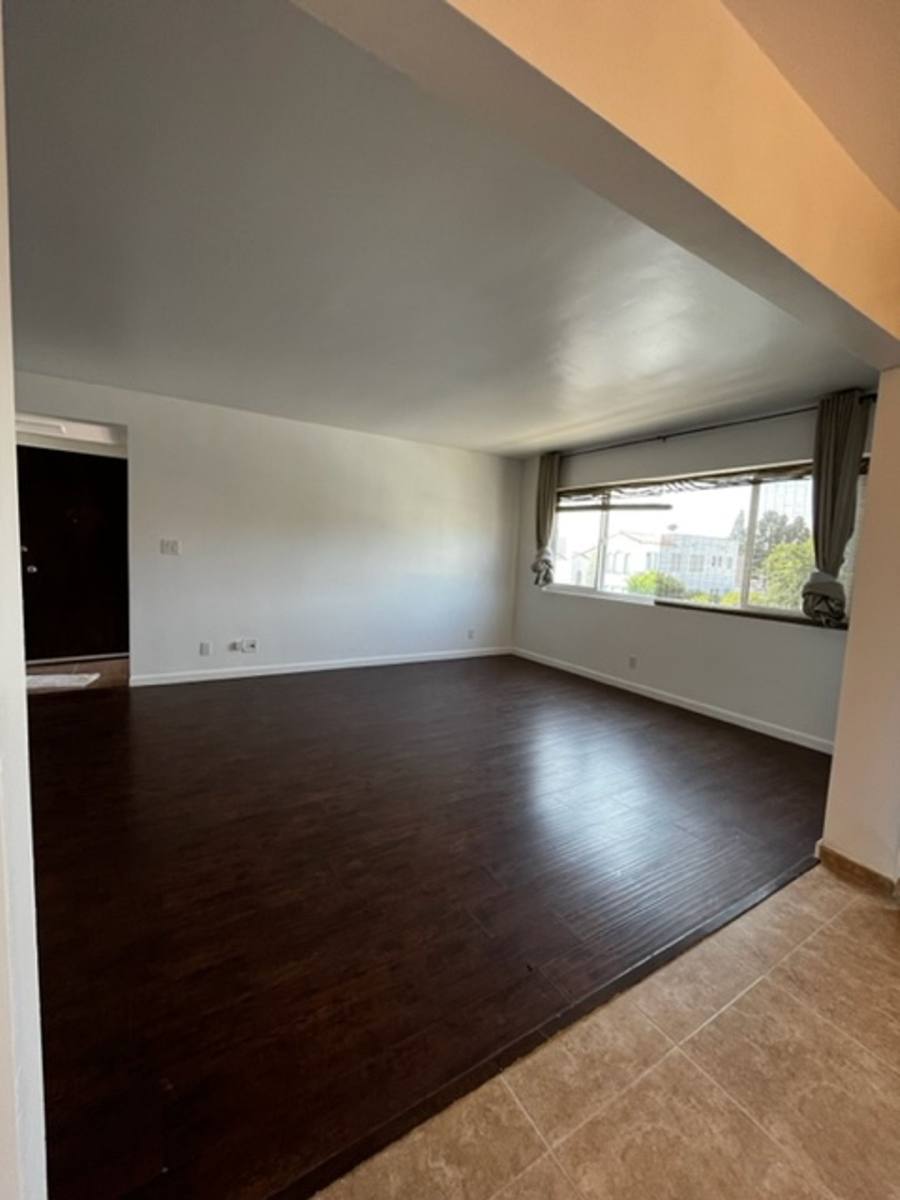 Apartment for rent at 1380 W 9th St, San Pedro, CA 90731