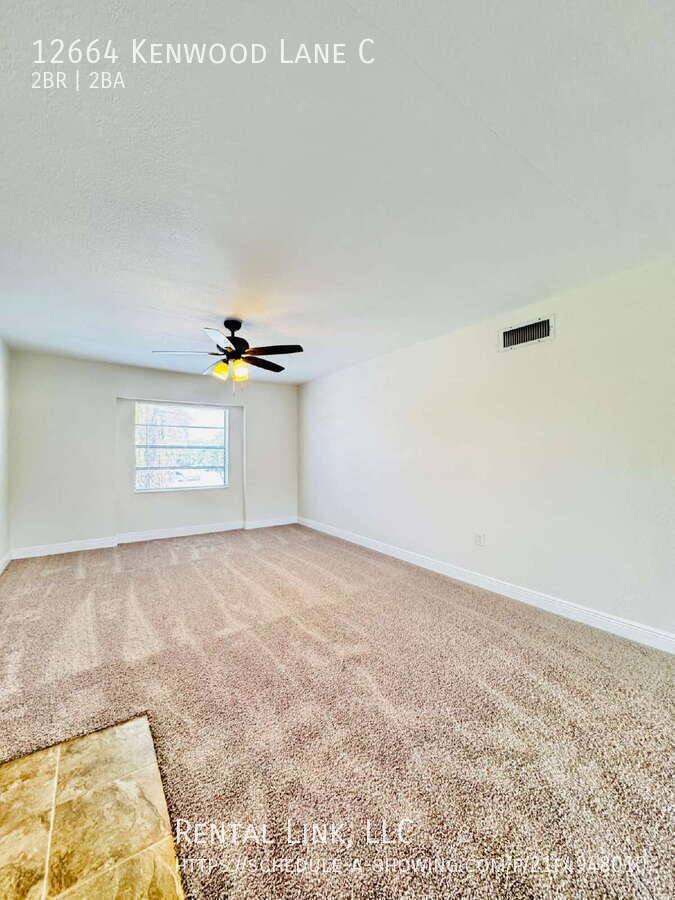 Apartment for rent at 12664 Kenwood Lane C, Fort Myers, FL 33907