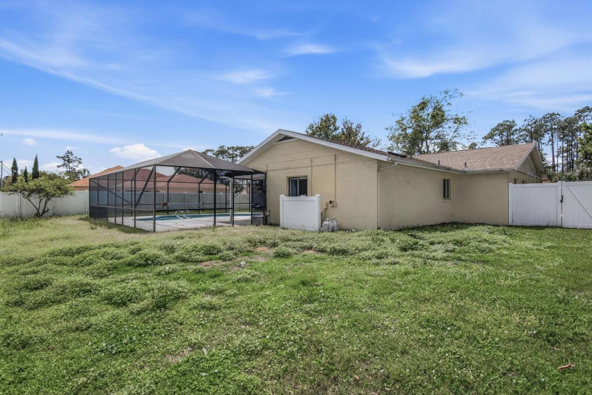 House for rent at 38 E Diamond Dr, Palm Coast, FL 32164