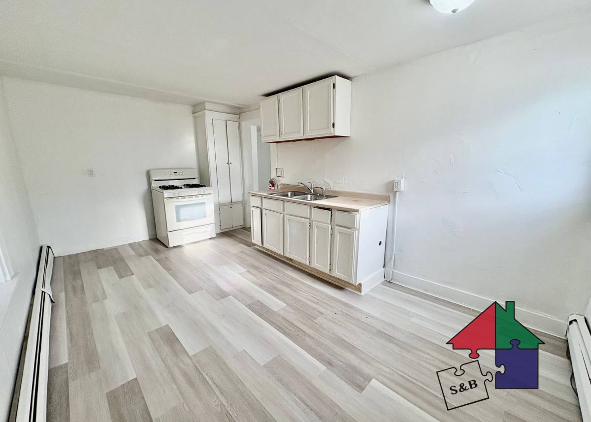 Apartment for rent at 94 Malletts Bay Ave, Winooski, VT 05404