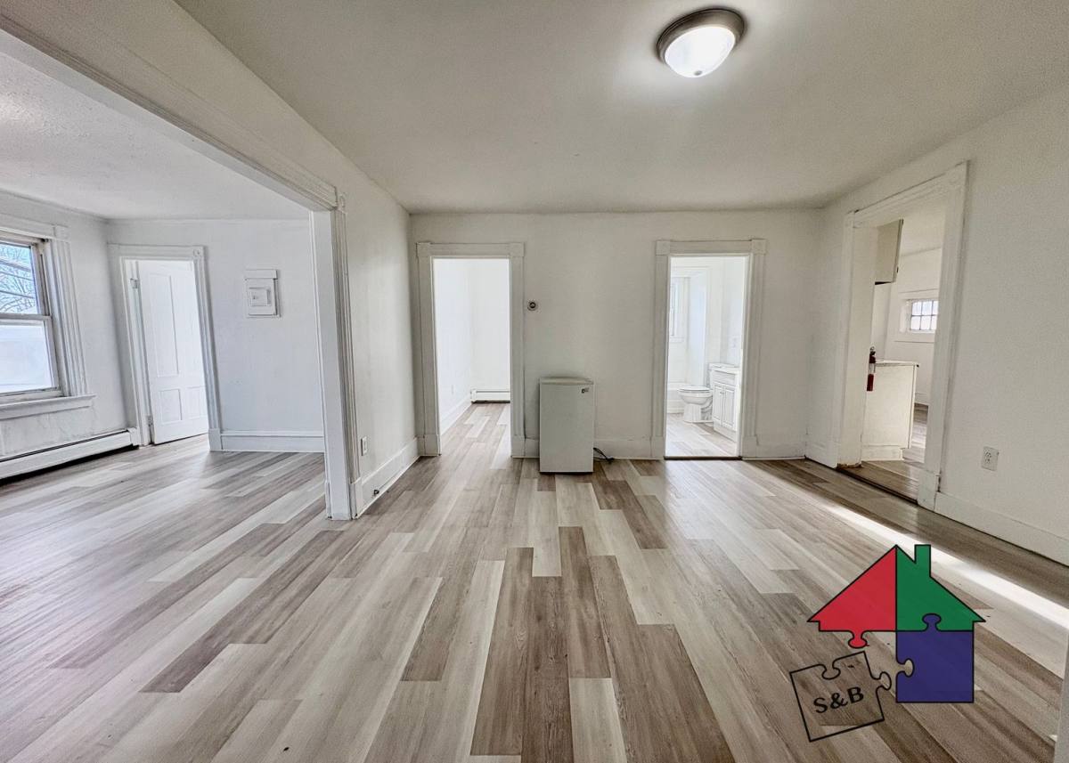 Apartment for rent at 94 Malletts Bay Ave, Winooski, VT 05404