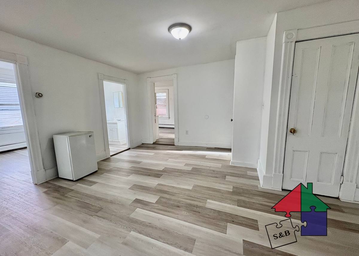Apartment for rent at 94 Malletts Bay Ave, Winooski, VT 05404