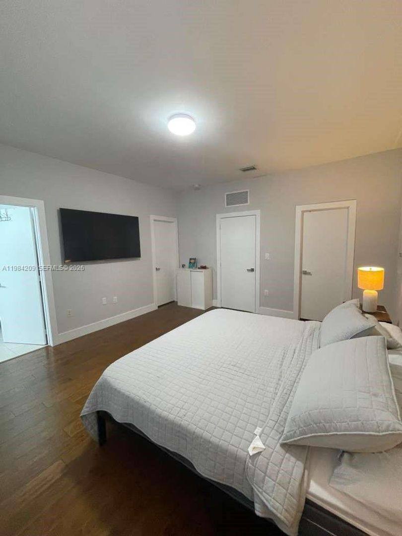 Townhouse for rent at 7240 NW 103rd Path, Miami, FL 33178