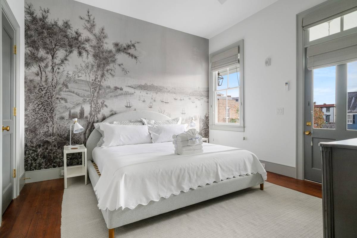 Apartment for rent at 123 King St #C, Charleston, SC 29401