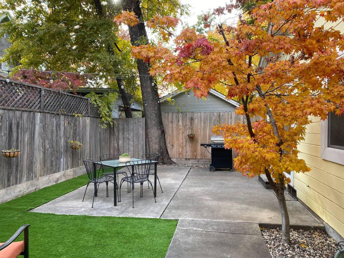 House for rent at 467 E 9th St, Chico, CA 95928
