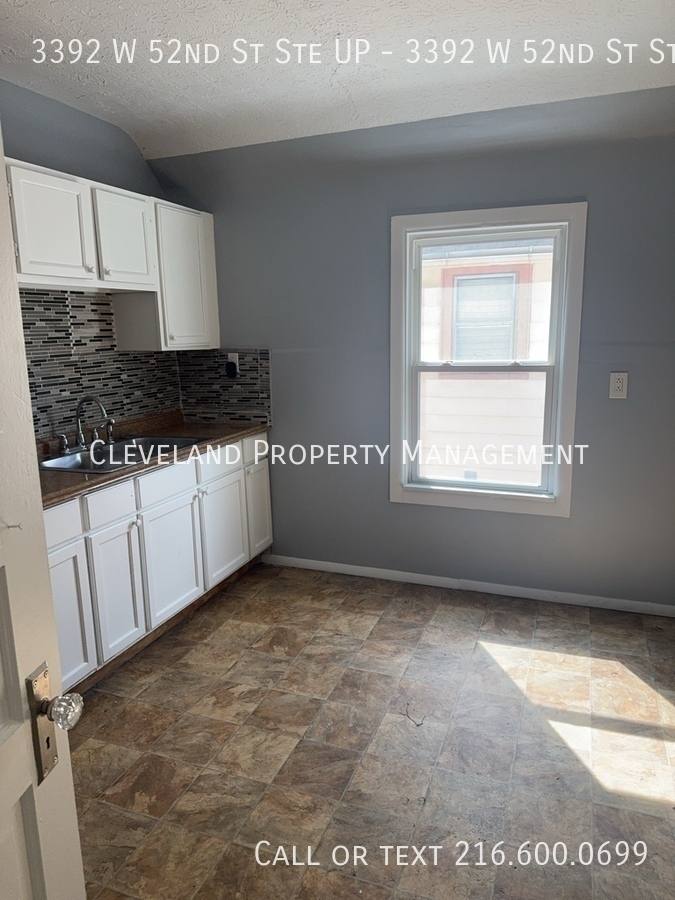 Apartment for rent at 3392 W 52nd St #UP, Cleveland, OH 44102