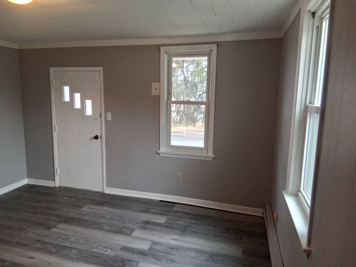 Apartment for rent at 127 Schoolhouse Rd, Palmyra, PA 17078