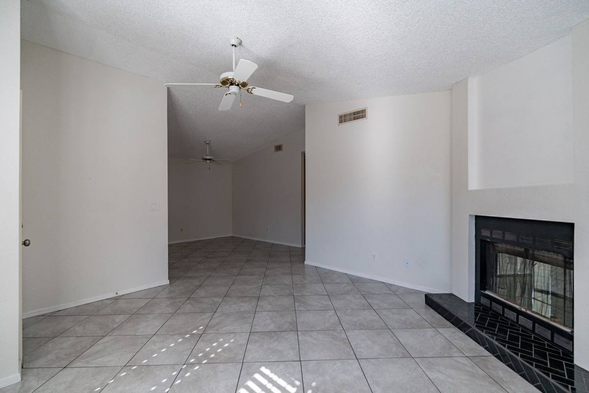 Townhouse for rent at 2434 N Palo Hacha Dr, Tucson, AZ 85745