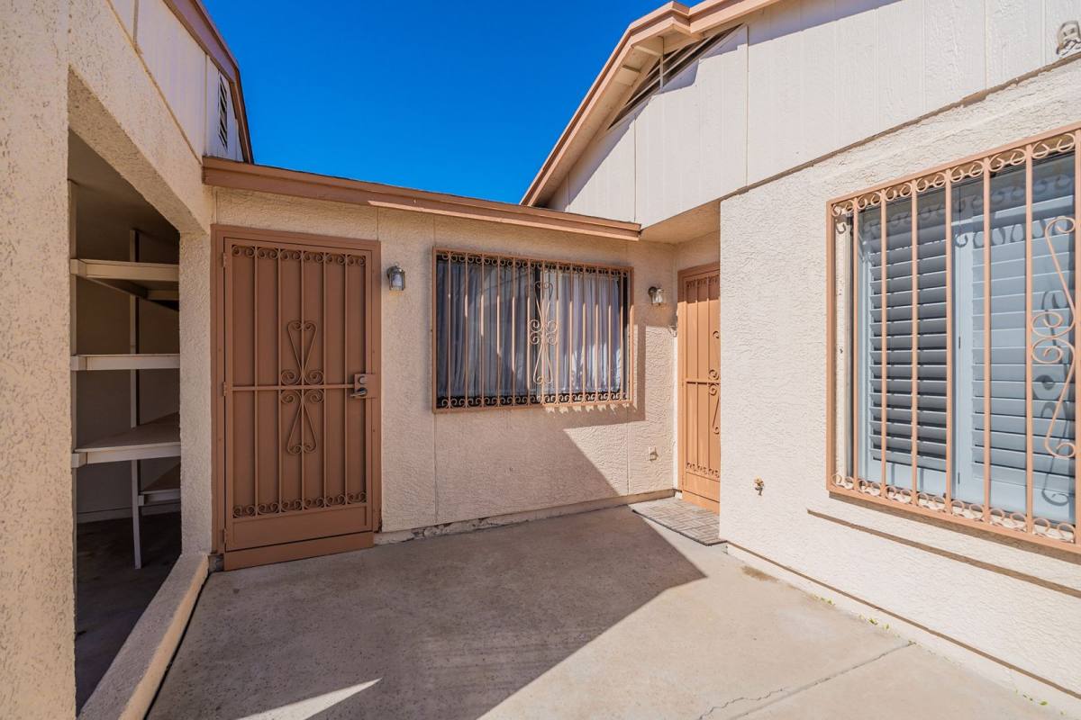 Townhouse for rent at 2434 N Palo Hacha Dr, Tucson, AZ 85745