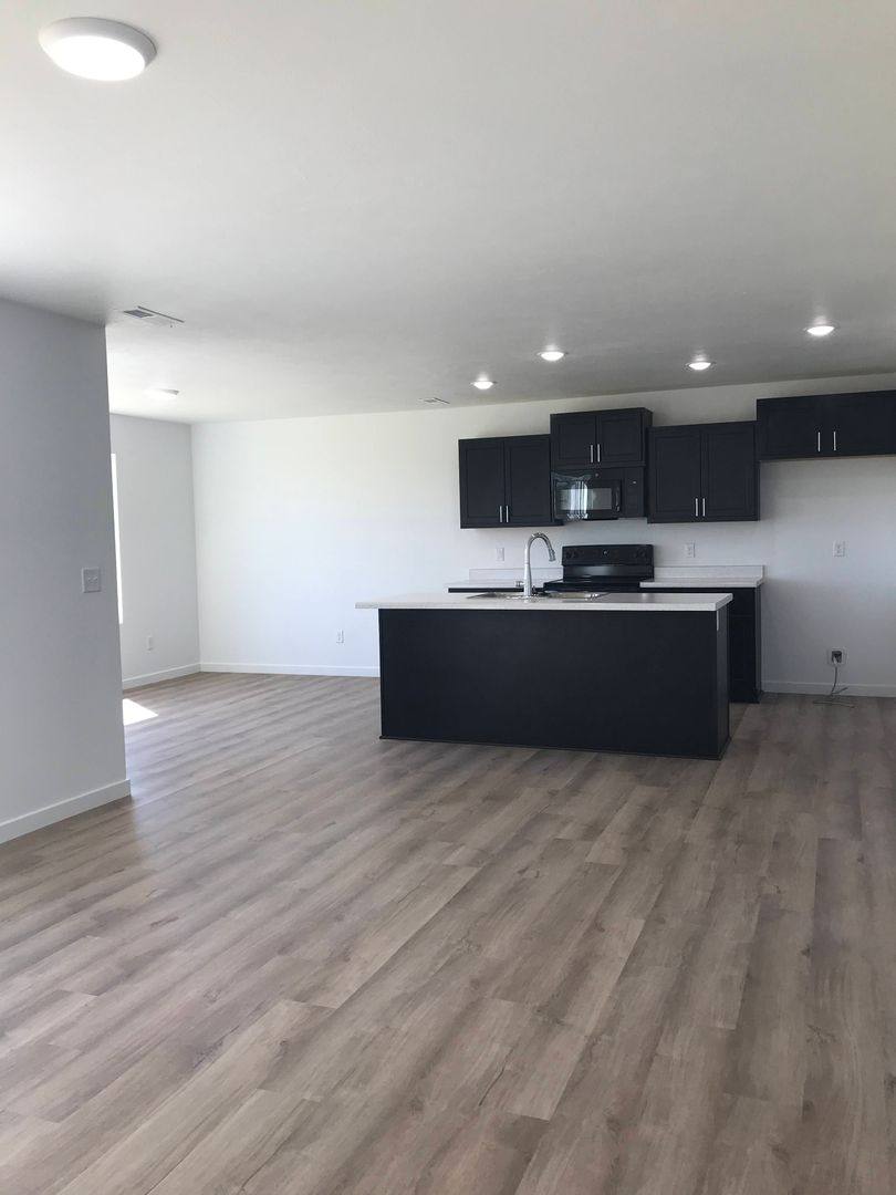 House for rent at 1062 W Holly St, Republic, MO 65738