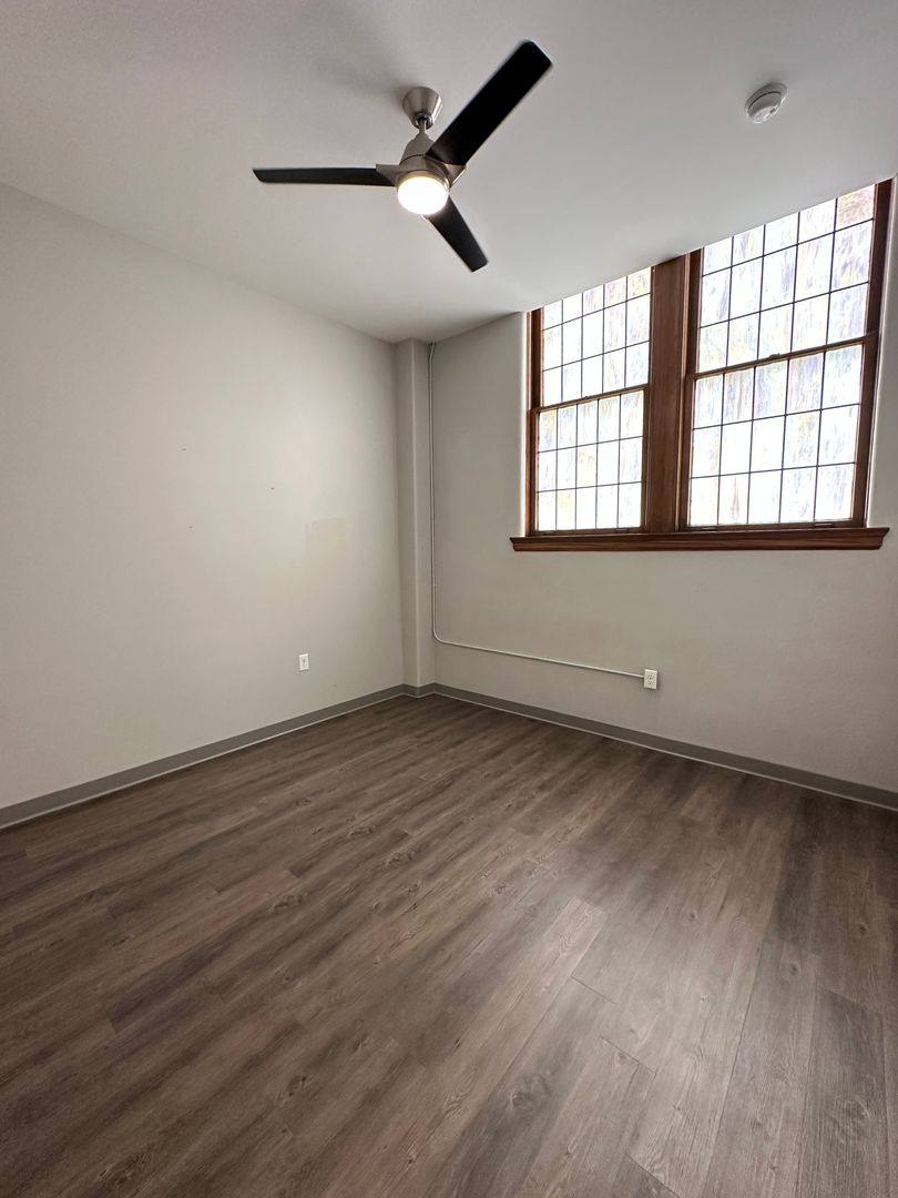 Apartment for rent at 326 W Charles St, Muncie, IN 47305