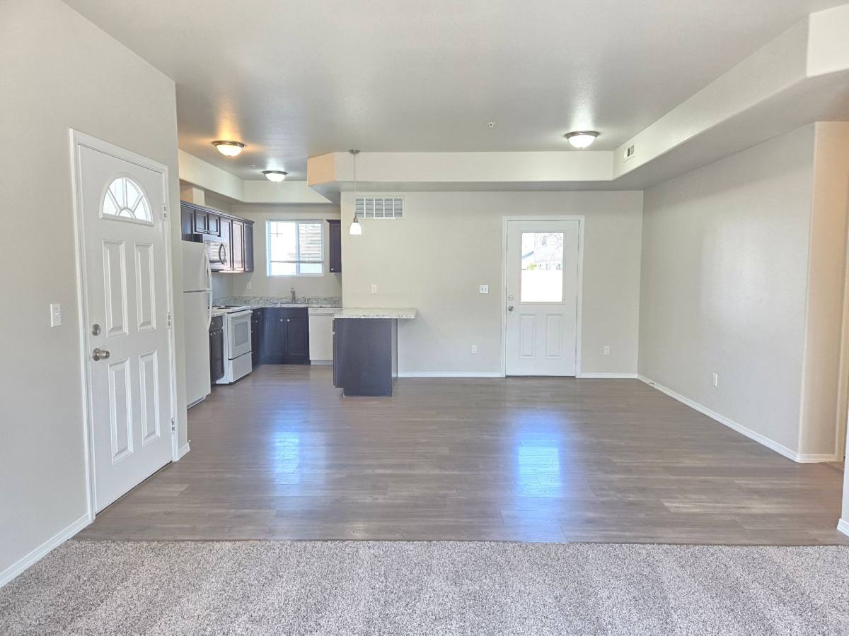 Apartment for rent at 3887 W 7th Ave, Kennewick, WA 99336