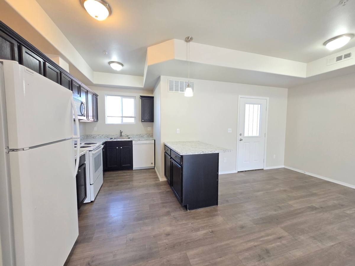 Apartment for rent at 3887 W 7th Ave, Kennewick, WA 99336