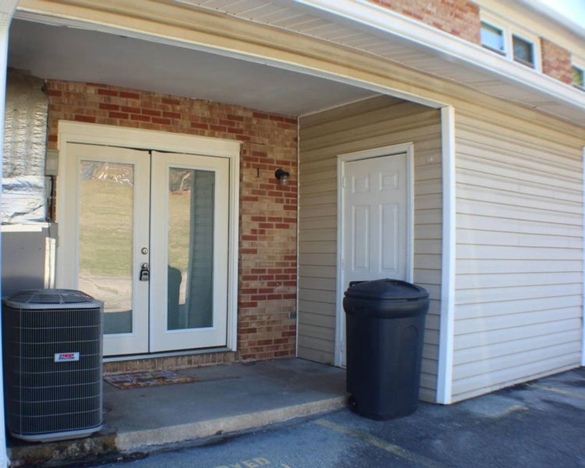 Townhouse for rent at 928 Kendrick Creek Rd, Kingsport, TN 37663
