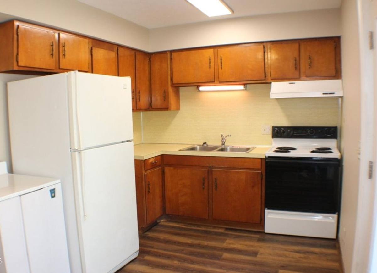 Townhouse for rent at 928 Kendrick Creek Rd, Kingsport, TN 37663