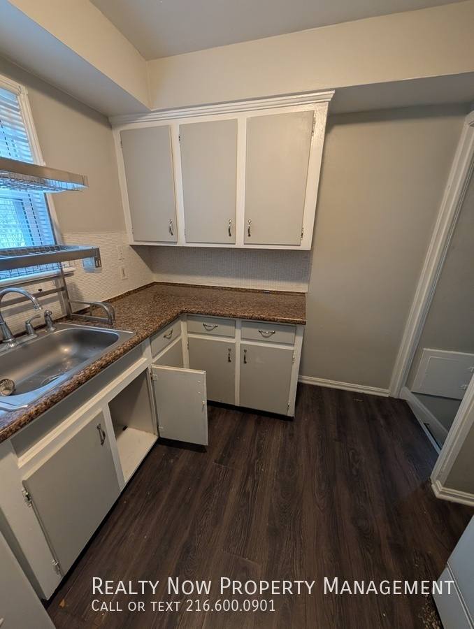 House for rent at 27471 Forestview Ave, Euclid, OH 44132