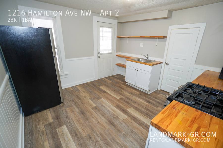 Apartment for rent at 1216 Hamilton Ave NW #2, Grand Rapids, MI 49504