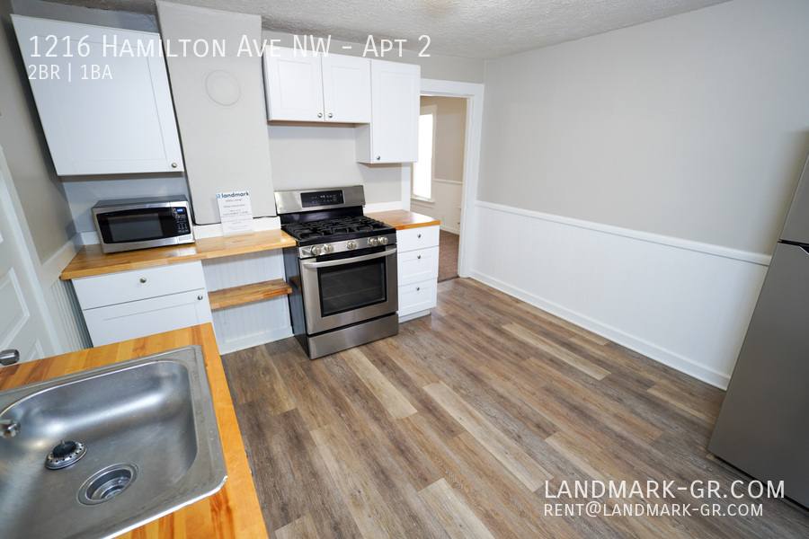 Apartment for rent at 1216 Hamilton Ave NW #2, Grand Rapids, MI 49504