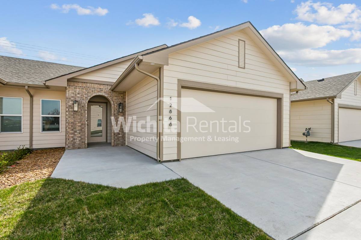 Apartment for rent at 12866 - 12868 W Wheatland St, Wichita, KS 67235