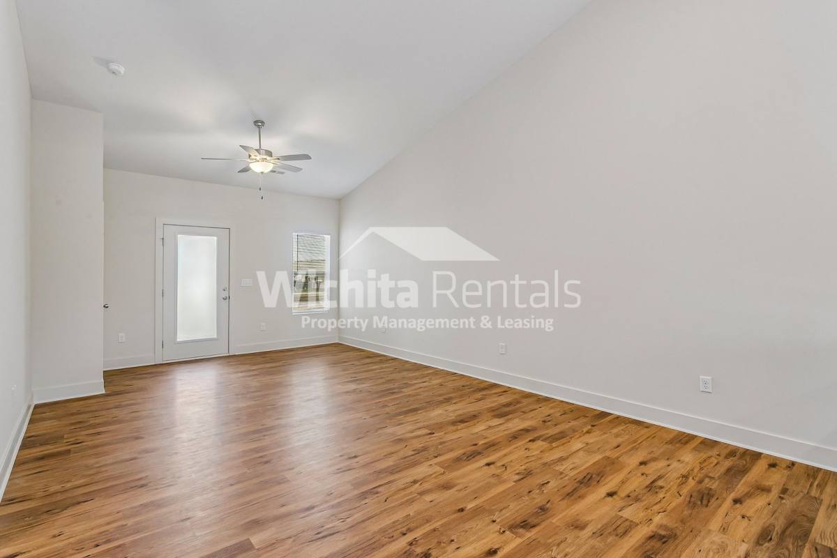 Apartment for rent at 12866 - 12868 W Wheatland St, Wichita, KS 67235