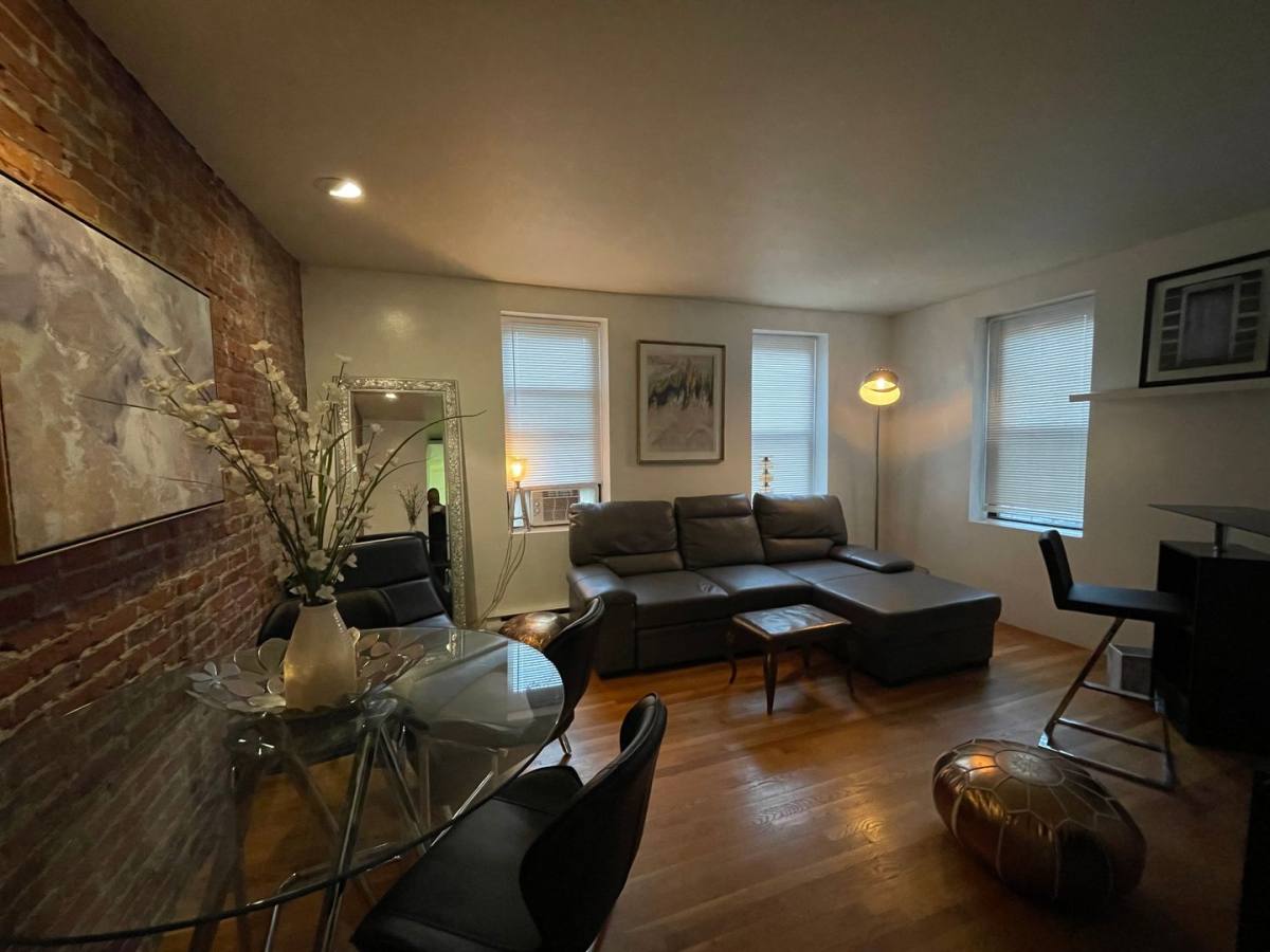 Apartment for rent at 93 Saint Botolph St #D1, Boston, MA 02116