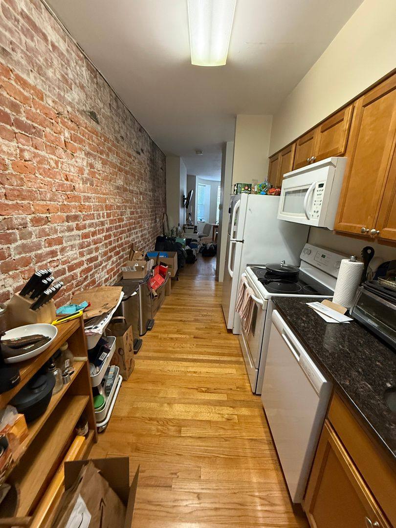 Apartment for rent at 93 Saint Botolph St #D1, Boston, MA 02116