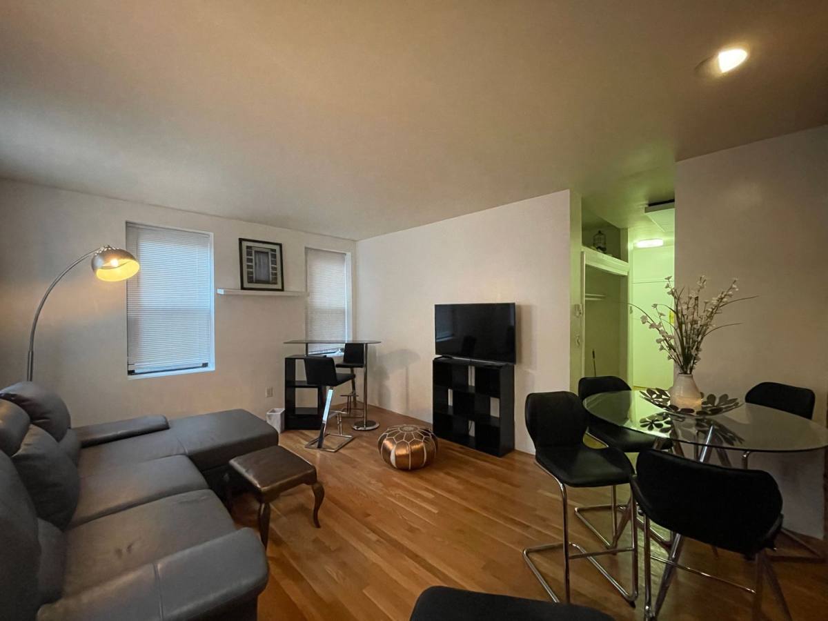 Apartment for rent at 93 Saint Botolph St #D1, Boston, MA 02116
