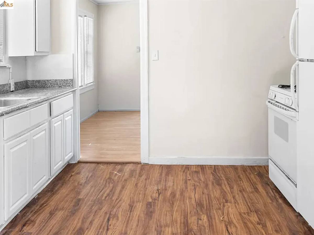 Apartment for rent at 4500 San Carlos Ave, Oakland, CA 94601