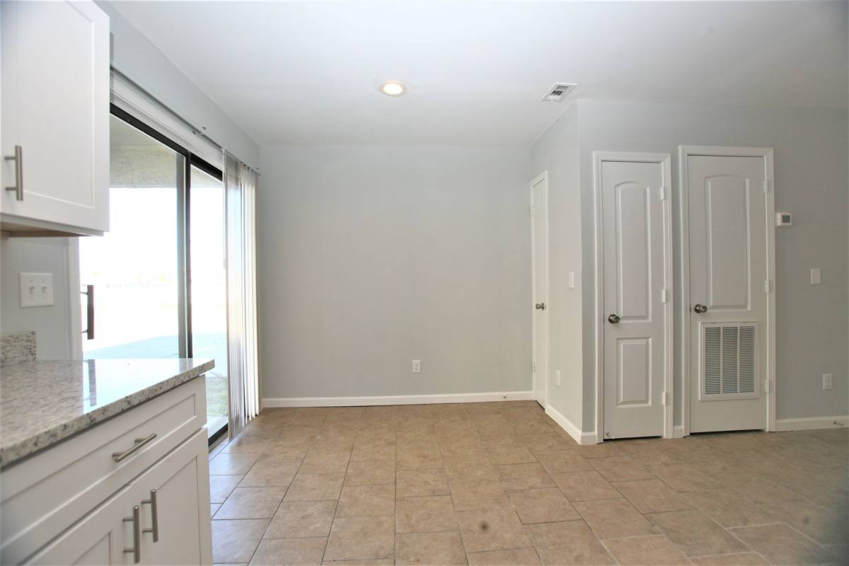 Apartment for rent at 6121 Harvey St, Panama City, FL 32404