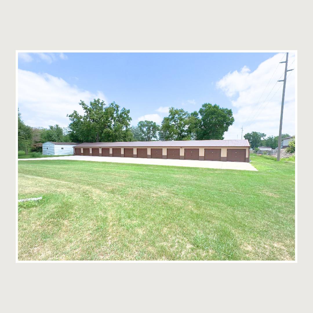 Apartment for rent at 219 Buncombe Dr, Rock Rapids, IA 51246